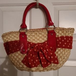 Straw purse